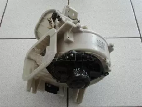 NIPU0109595 Nissan Navara 2001-2010 | Μοτέρ Καλοριφέρ 