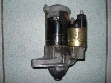 TOYA9909660-2 Toyota Yaris 1999-2005 | Μίζα 