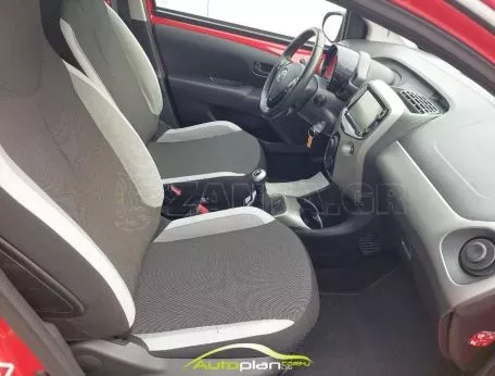 Toyota Aygo 2017 Full extra ! navi ! 