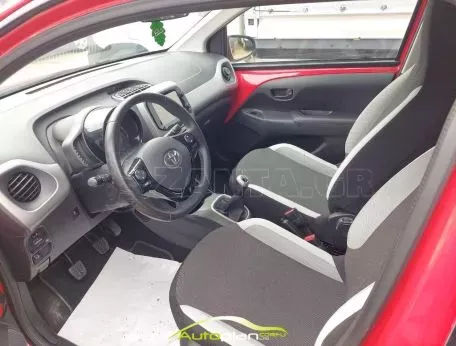 Toyota Aygo 2017 Full extra ! navi ! 