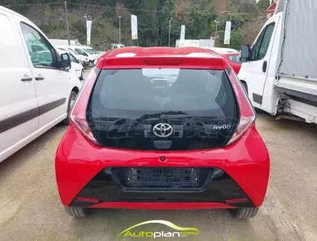 Toyota Aygo 2017 Full extra ! navi ! 