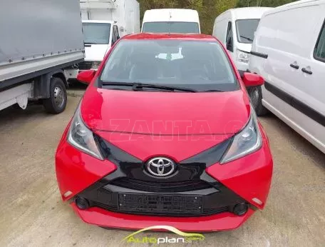 Toyota Aygo 2017 Full extra ! navi ! 