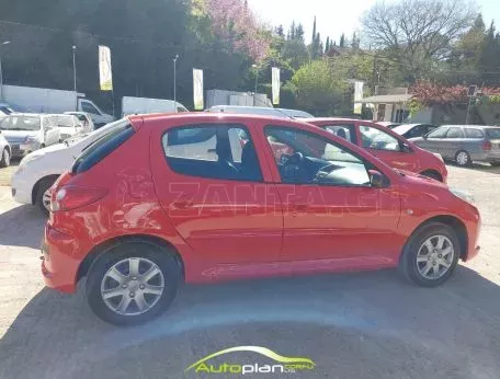 Peugeot 206 2010 plus ! 