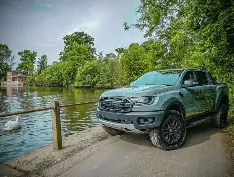 Σέτ γρίλιας για Ford Ranger Raptor (2018+) – Linear 24 Elite 18000 Lumens 