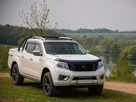 Σέτ τοποθέτησης οροφής για Nissan Navara (με ράγες οροφής) - Linear 36 13500 Lumens Lazerlamps 