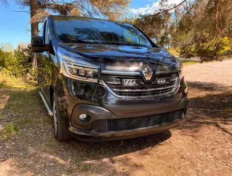 Σετ τοποθέτησης γρίλιας για Renault Trafic (2019+) – Triple-R 750 Elite 10136 Lumens Lazerlamps 