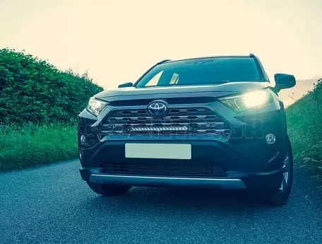 Σετ τοποθέτησης γρίλιας για Toyota Rav4 (2019+) - Linear 18 Std 6750 Lumens 