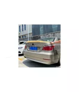 Αεροτομή πορτ μπαγκάζ για BMW E60 (2004-2010) M4 Style - μαύρη γυαλιστερή 