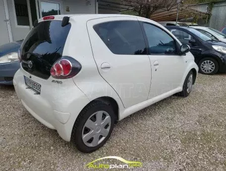 Toyota Aygo 2011 Ελληνικό  !!! 