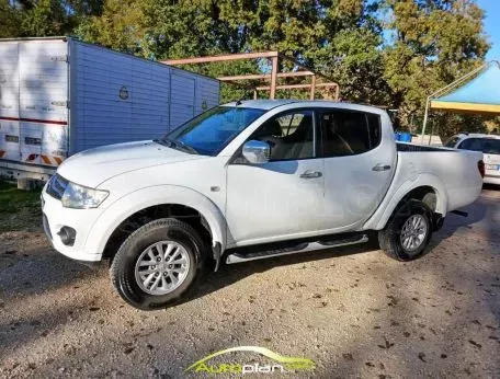 Mitsubishi L200 2014 Άριστο  ! Πρώτο χέρι  ! 